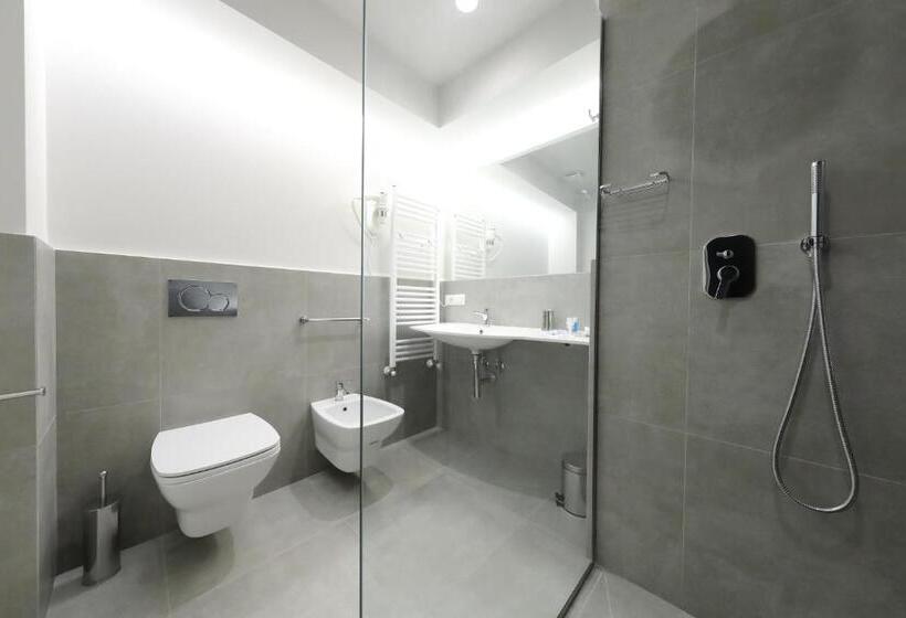 غرفة سوبيريور ثلاثية, B&b Oblo