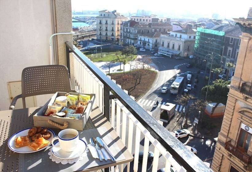 غرفة قياسية مزوَّدة بشُرفة, B&b Oblo