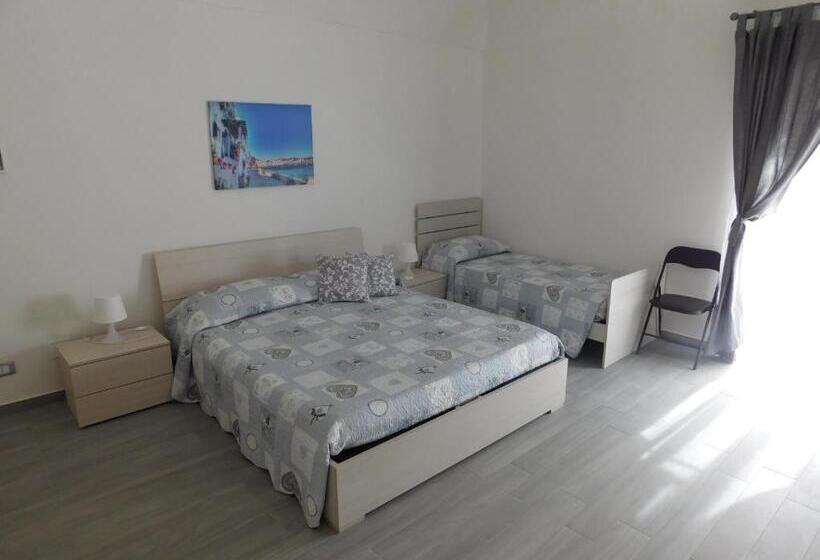 اتاق لوکس خانوادگی, Palazzo Dei Vespri