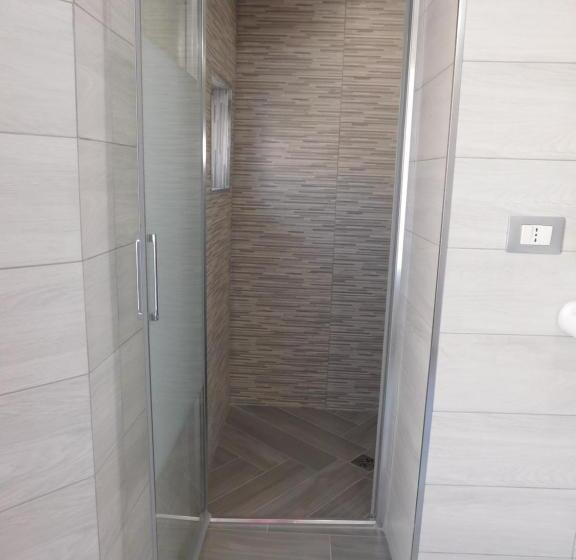 اتاق راحتی سه تخته, Palazzo Dei Vespri