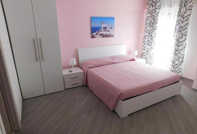 اتاق لوکس با بالکن, Palazzo Dei Vespri