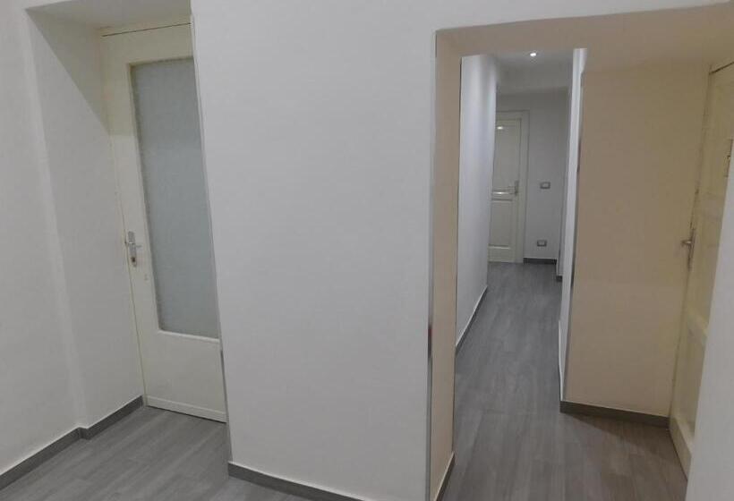 اتاق راحتی سه تخته, Palazzo Dei Vespri