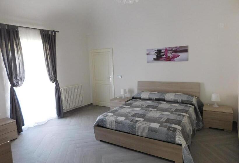 اتاق راحتی سه تخته, Palazzo Dei Vespri