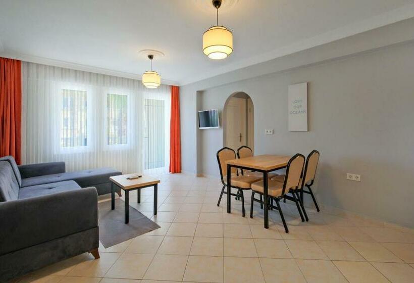 Appartamento 2 Camere da Letto con Balcone, Gold Lion