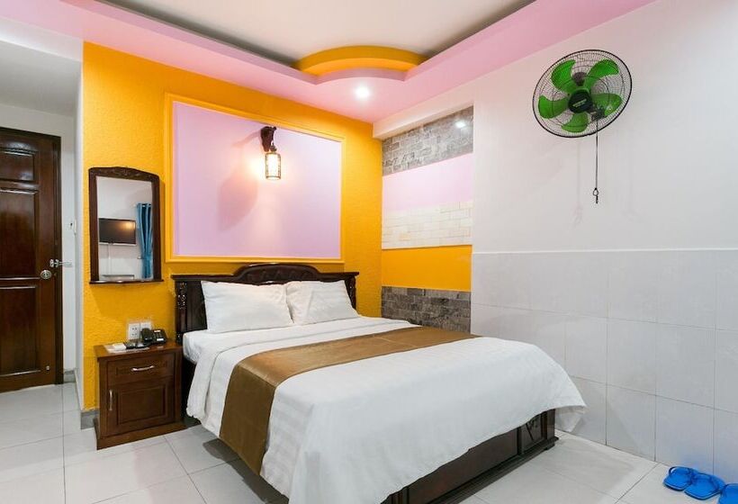 اتاق سوپریور, Happy Home