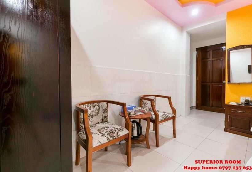 اتاق سوپریور, Happy Home