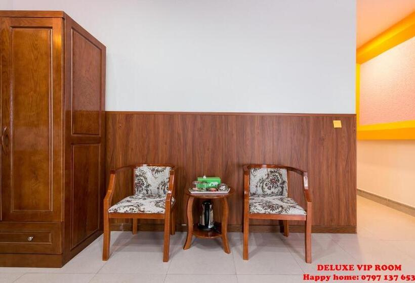 اتاق لوکس, Happy Home