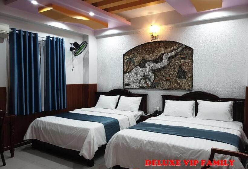 اتاق لوکس خانوادگی, Happy Home