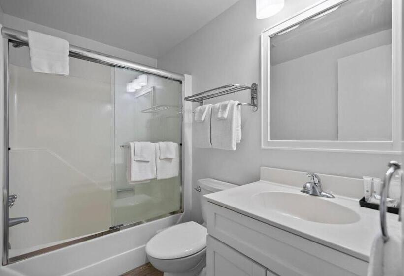 Четырехместный Номер Стандарт Вид на Море, The Beach House