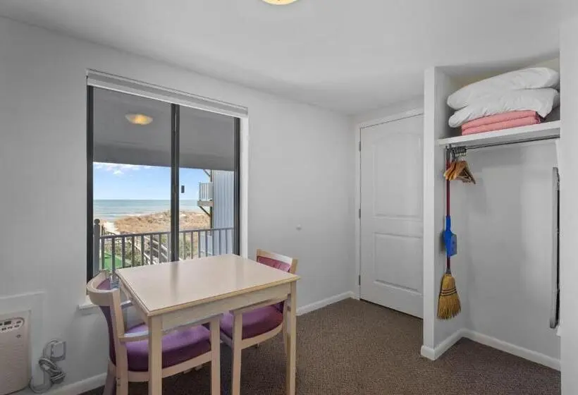 景色の見えるスタンダード4人部屋, The Beach House