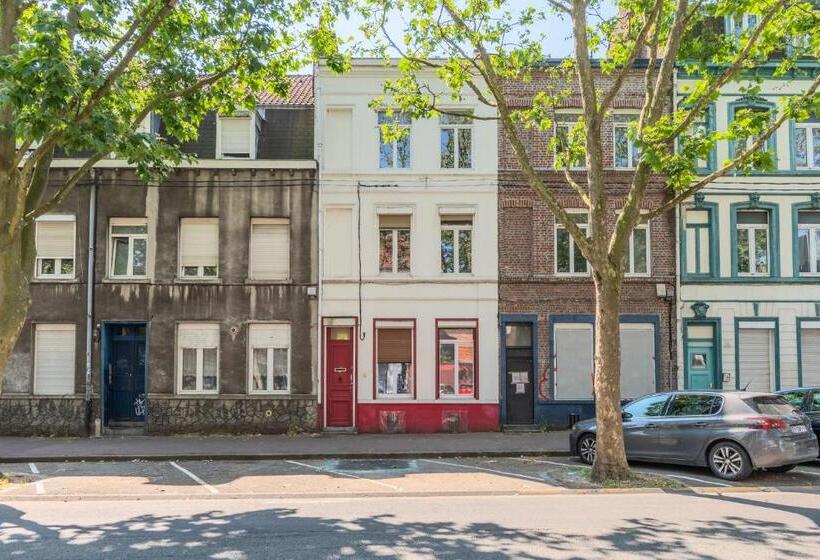 Дом 1 Спальня, Maison Victor Hugo