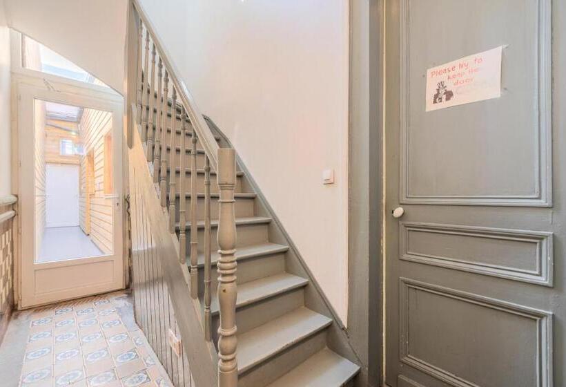 خانه 1 خوابه, Maison Victor Hugo