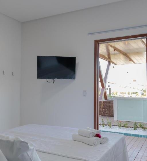 سوییت با چشم‌انداز استخر, Villa Namú Beach House Suites