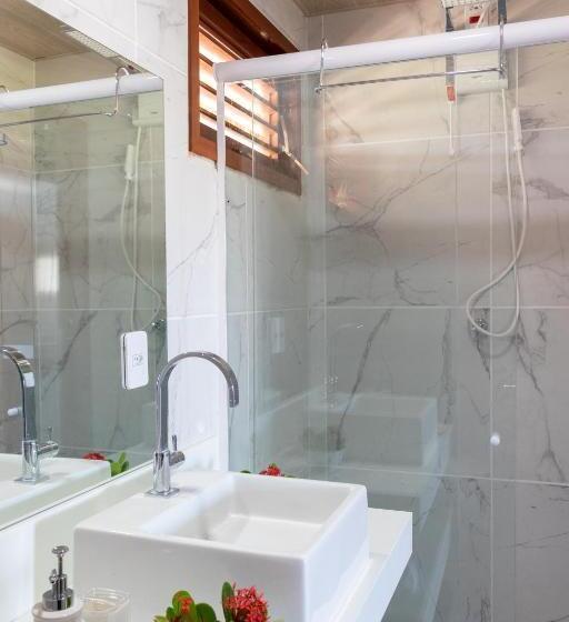 Люкс Повышенной Комфортности, Villa Namú Beach House Suites