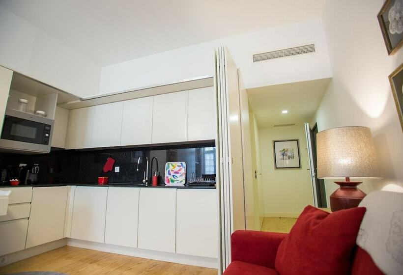 استودیوی استاندارد با چشمانداز شهر, Almada Story Apartments By Porto City Hosts