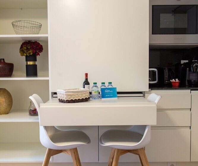 استودیوی استاندارد با چشمانداز شهر, Almada Story Apartments By Porto City Hosts