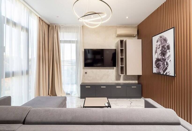 آپارتمان لوکس 1 خوابه, Apart Hotel Metropol