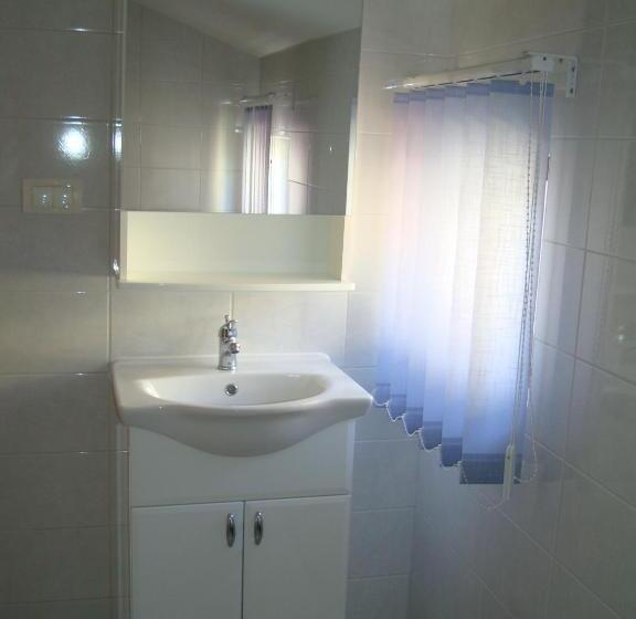 Студио Стандарт с Балконом, Aparthotel Viola