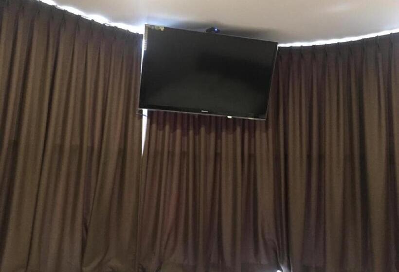 Quarto Familiar, Anderson