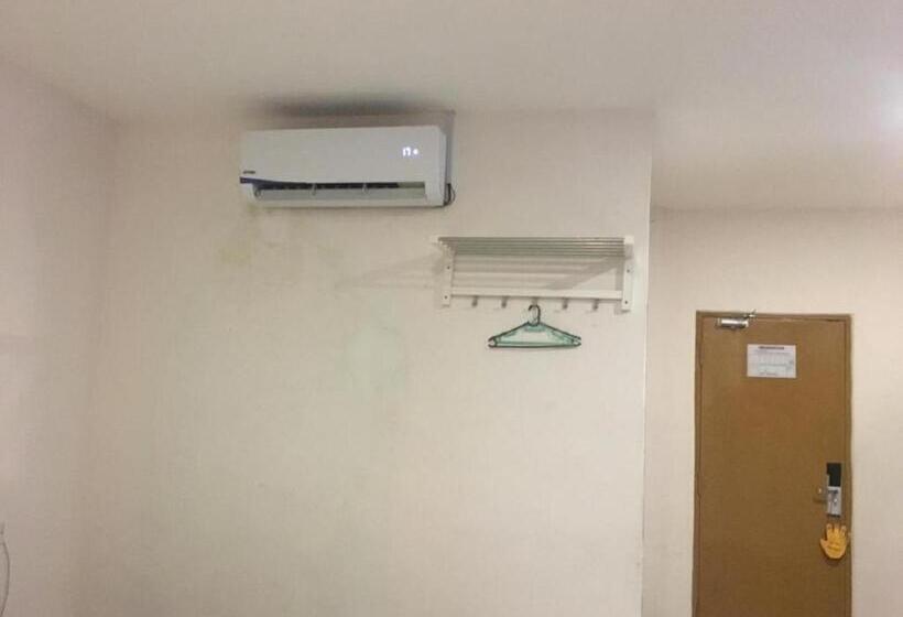 Quarto Familiar, Anderson