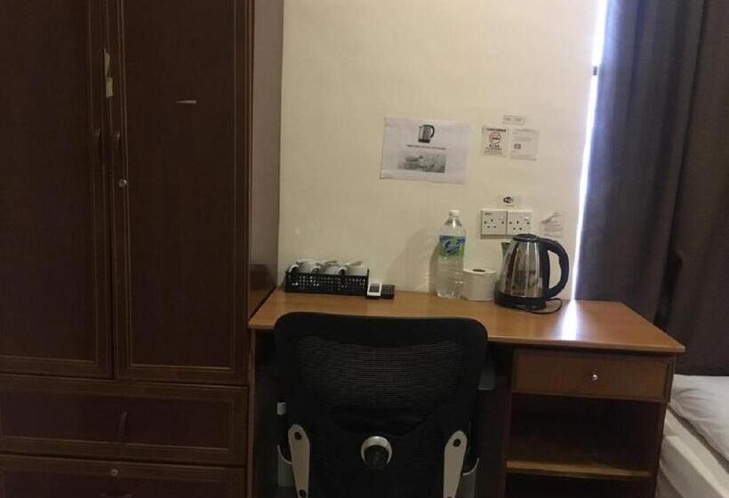 Quarto Familiar, Anderson