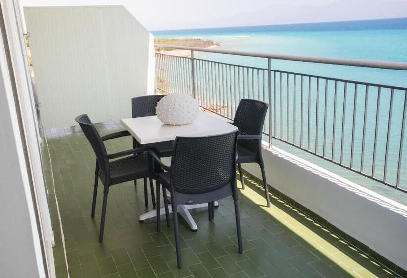 带1个卧室的带海景的公寓, Marzi Boutique