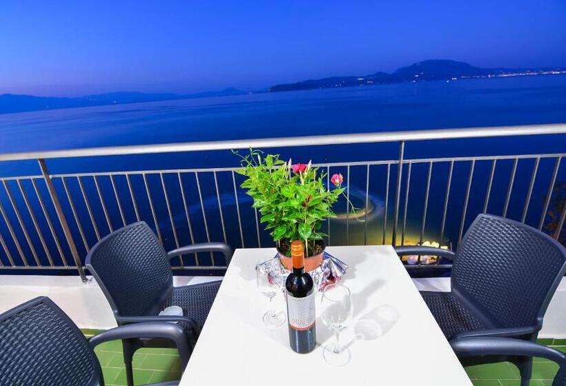 带海景的标准房, Marzi Boutique