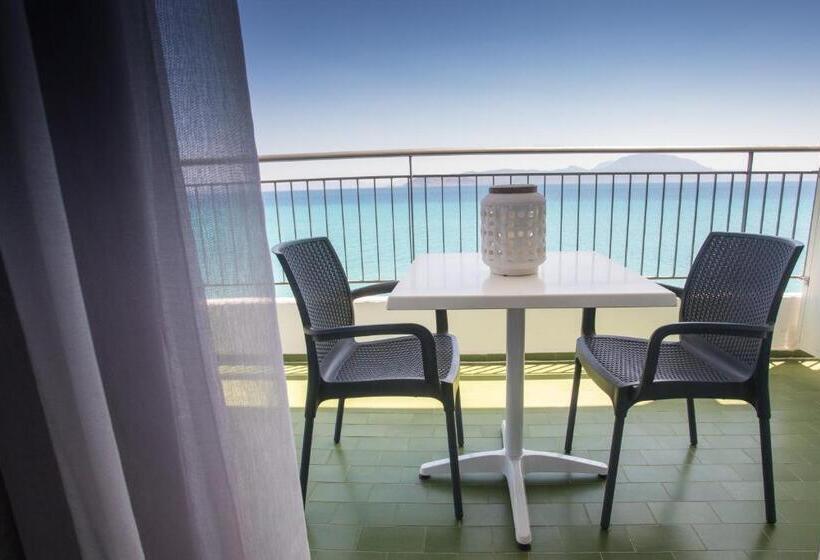 Triple Room Sea View, Marzi Boutique