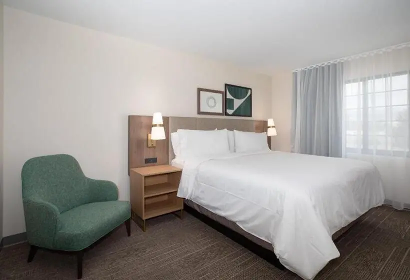 キングサイズベッドのスイートルーム, Staybridge Suites   Carson City   Tahoe Area, An Ihg