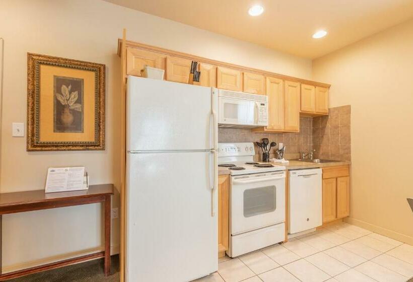 דירת שני חדרים, Ebb Tide Suites