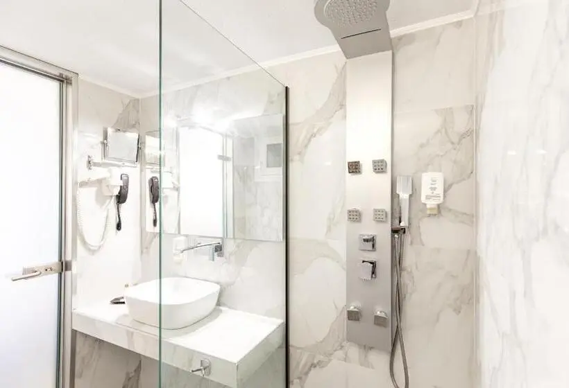 Deluxe Kolmen Hengen Huone Merinäkymä, Samaras Beach