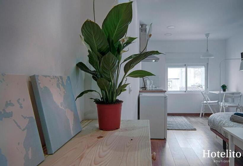 标准工作室, Ito Boutique Badalona Mar