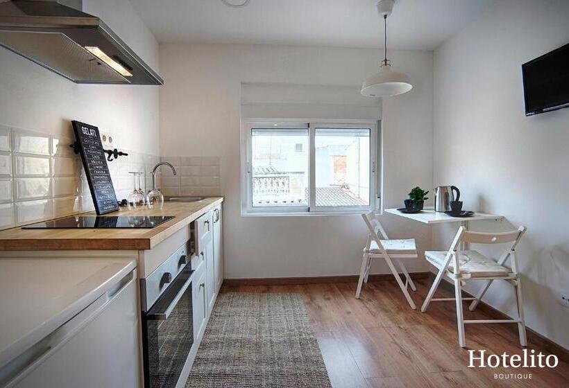 标准工作室, Ito Boutique Badalona Mar