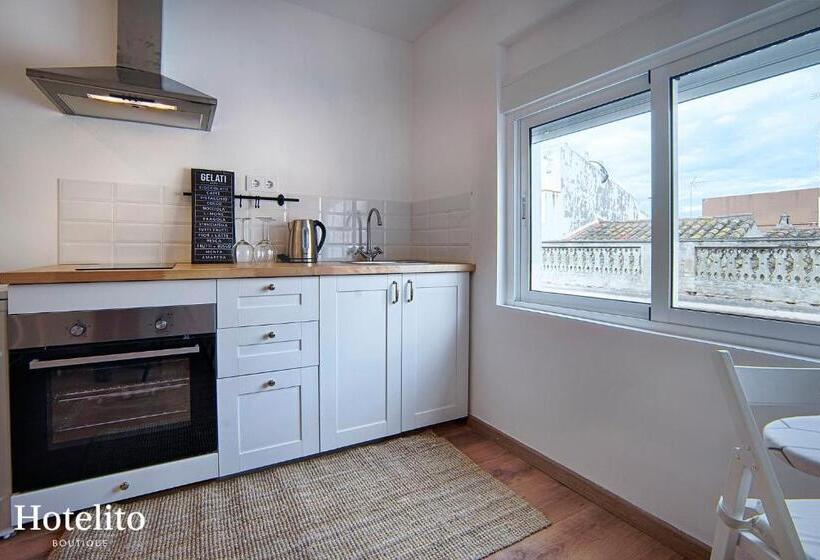 标准工作室, Ito Boutique Badalona Mar