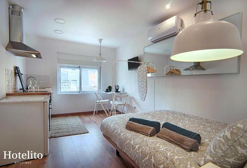 标准工作室, Ito Boutique Badalona Mar