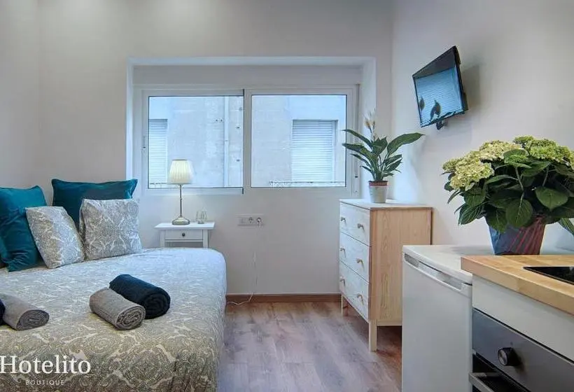 استودیوی استاندارد, Ito Boutique Badalona Mar