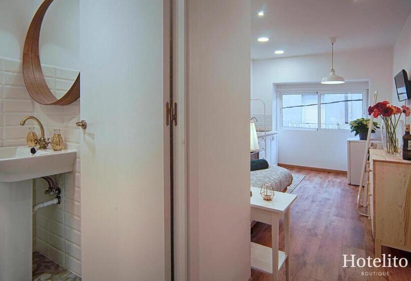 标准工作室, Ito Boutique Badalona Mar