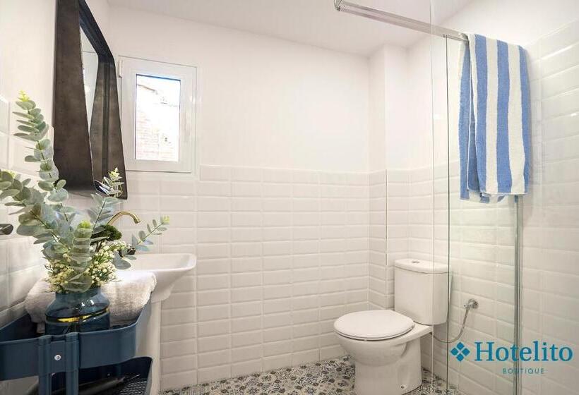 标准工作室, Ito Boutique Badalona Mar