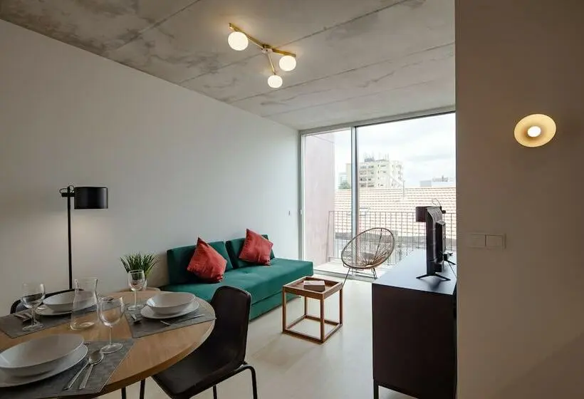 1 Bedroom Apartment City View, Aparthotel Oporto Anselmo