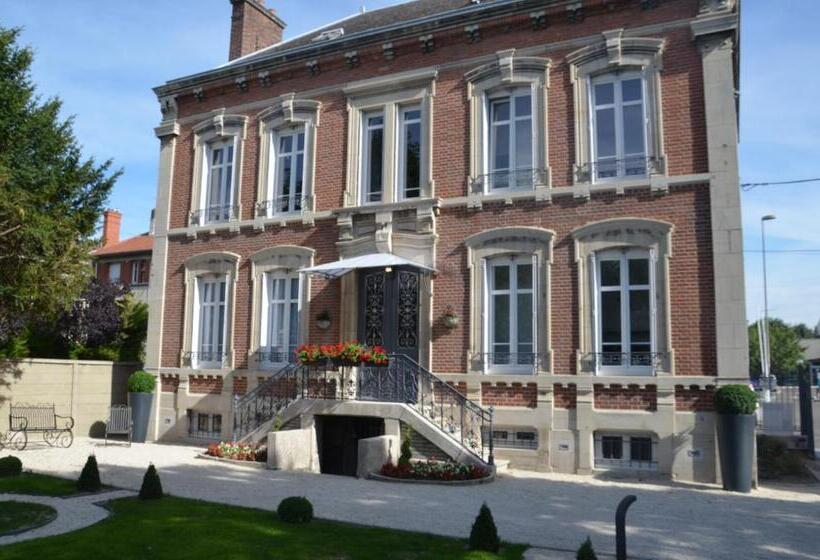 סוויטה, La Demeure De Charme