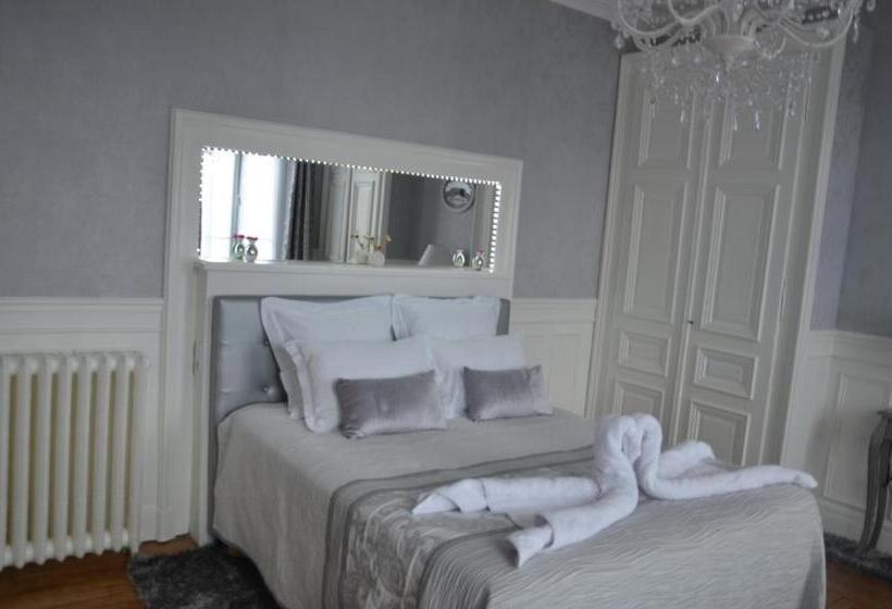 סוויטה דלוקס, La Demeure De Charme