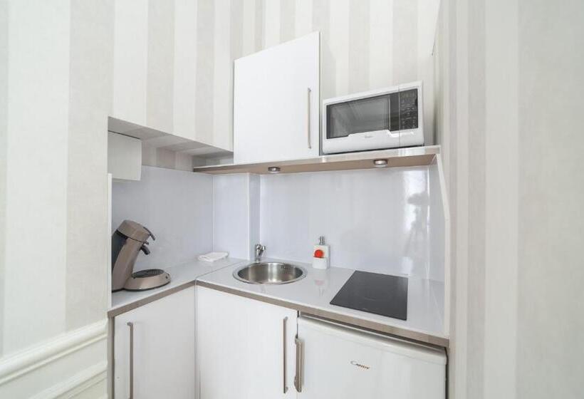 סוויטה, La Demeure De Charme