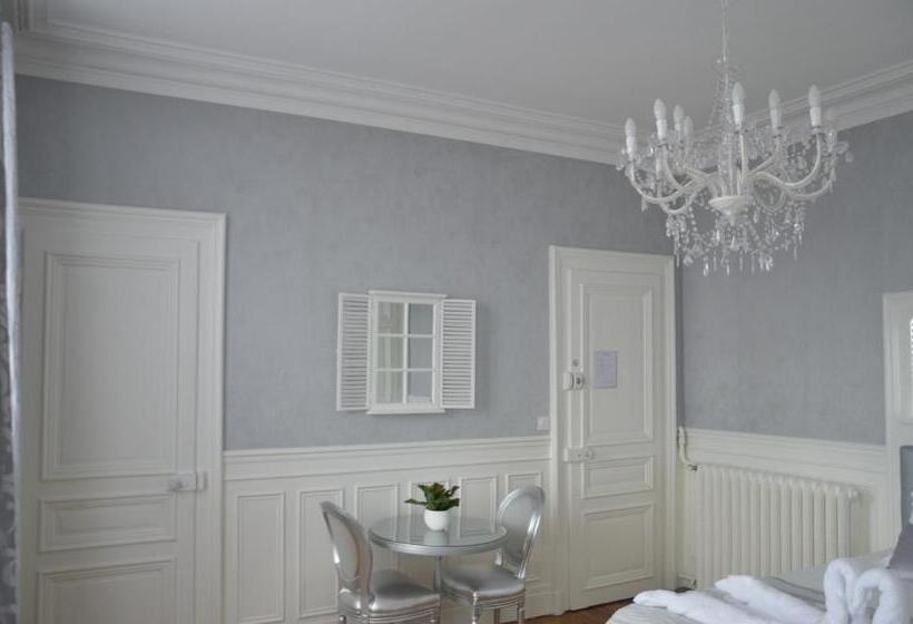 סוויטה דלוקס, La Demeure De Charme