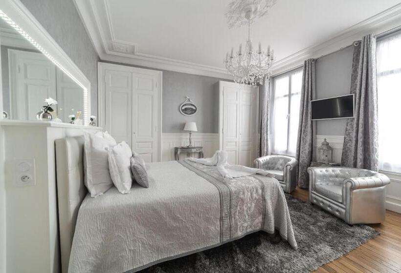 סוויטה דלוקס, La Demeure De Charme