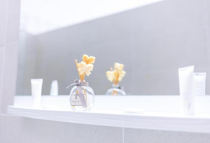 סוויטה, La Demeure De Charme