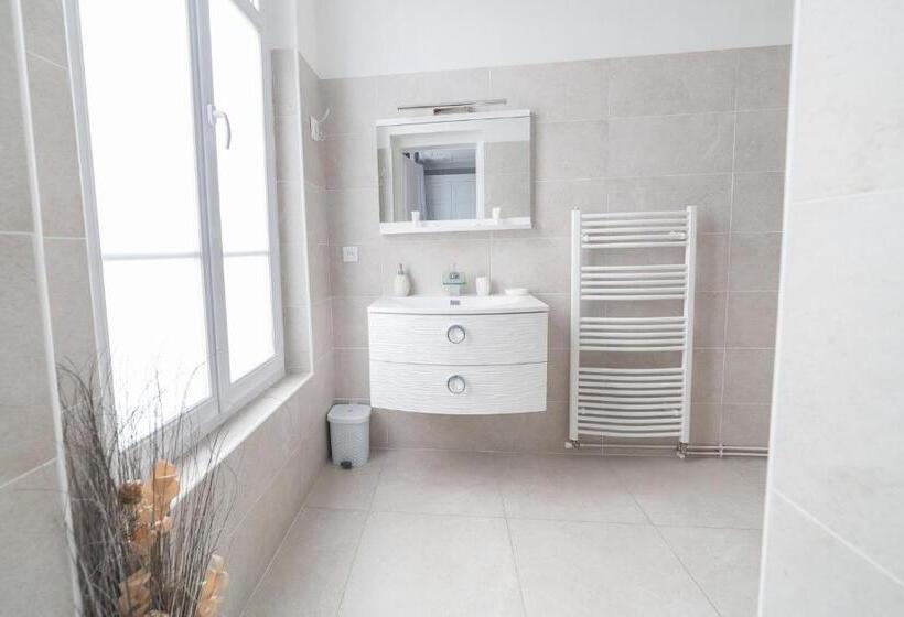 סוויטה דלוקס, La Demeure De Charme