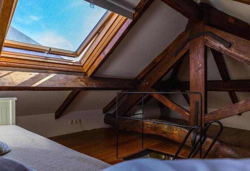 سوییت دوبلکس, Porto Alegria Garden