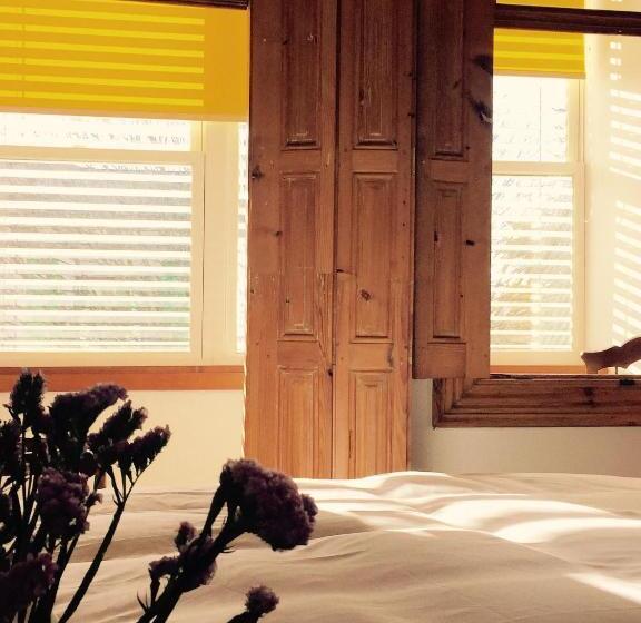 سوییت دوبلکس, Porto Alegria Garden