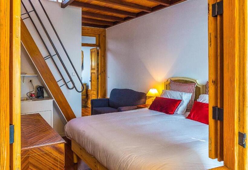 سوییت دوبلکس, Porto Alegria Garden