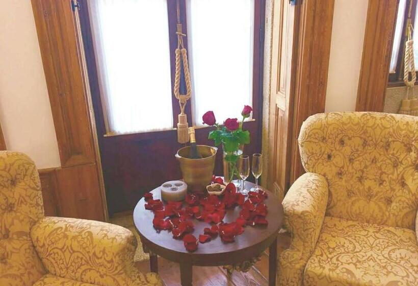 سوئیت با تخت بزرگ, Porto Alegria Garden